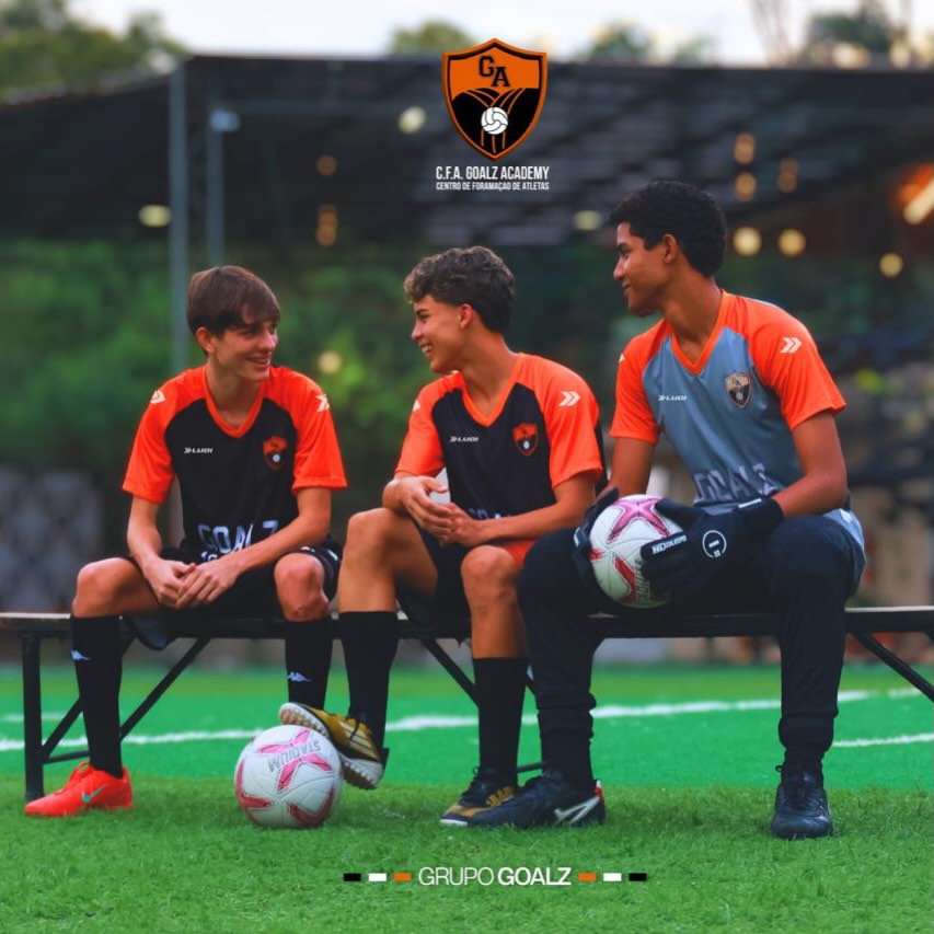 Atletas Goalz nos bastidores do campo